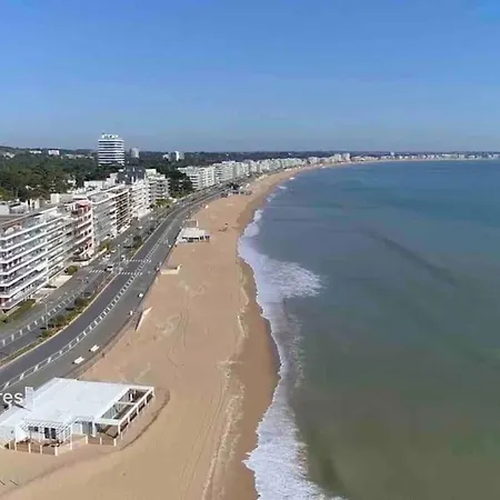 Splendide Et Spacieux Appartement, Face A La דירה *