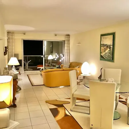 Splendide Et Spacieux Appartement, Face A La アパート La Baule