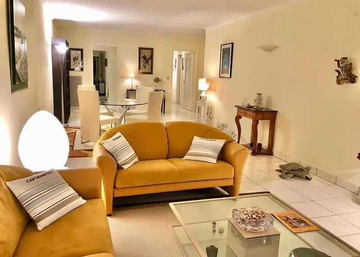 公寓 Splendide Et Spacieux Appartement, Face A La *