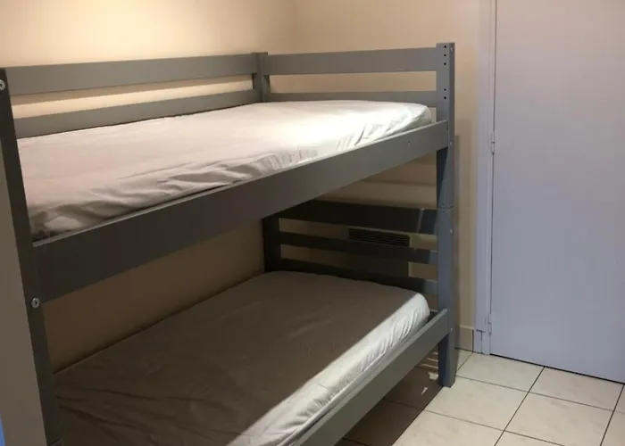 Splendide Et Spacieux Appartement, Face A La